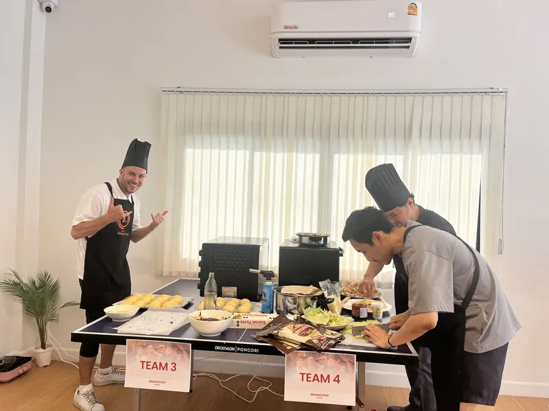 Two Azendo teams cooking against each other at a team event